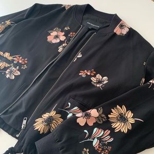 Who What Wear- Floral Bomber Jacket women size m